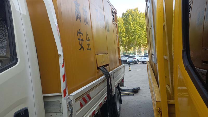 合江如何判断柴油发电机组和UPS电源的切换时间是否符合要求？